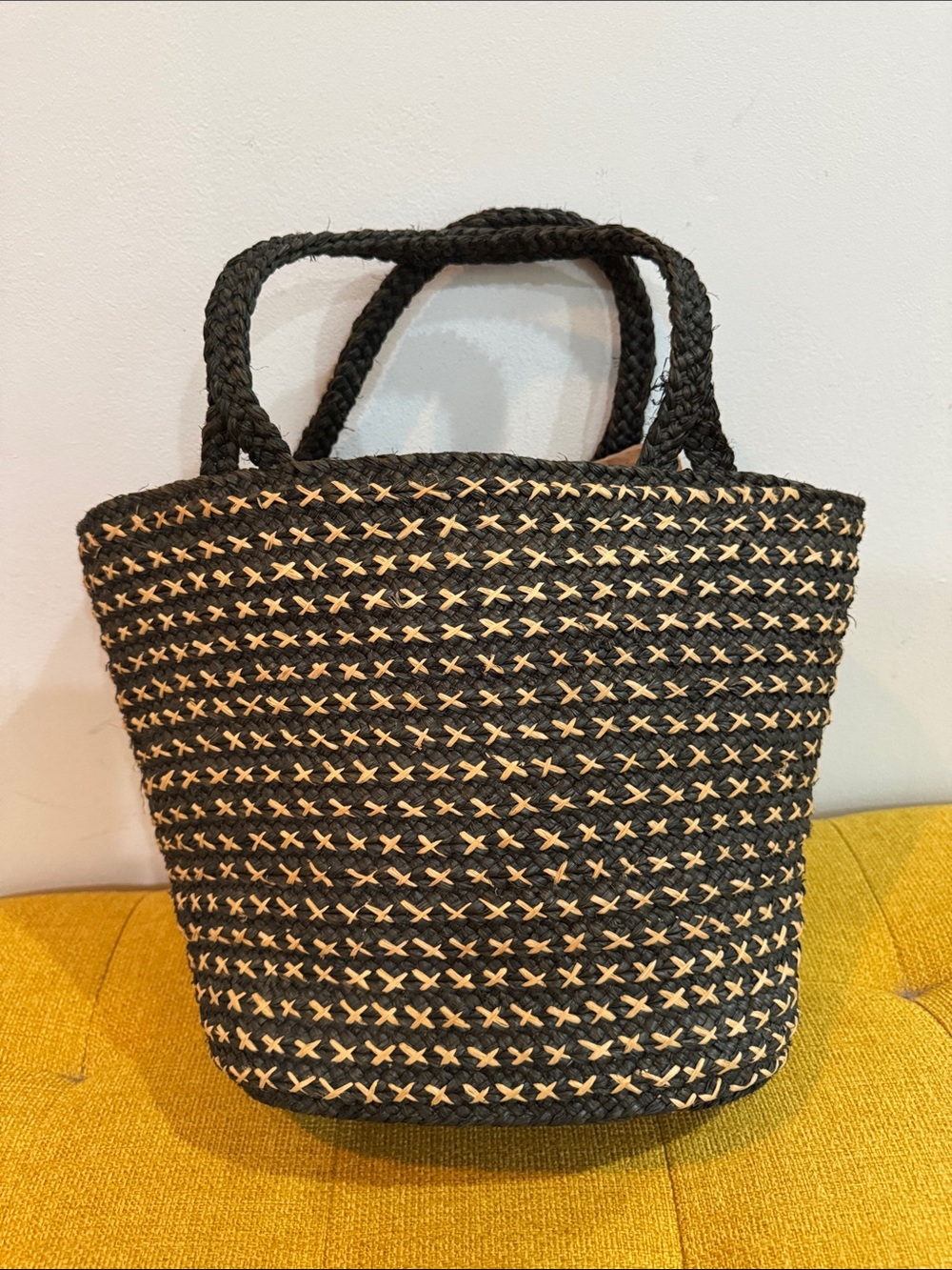 Woven Black and Natural Straw Tote Bag Annabell Ingall 100% Raphia🍀🍀